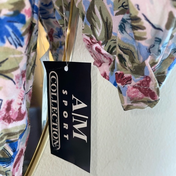 NWT Vintage Floral Shorts Romper - Picture 5 of 6